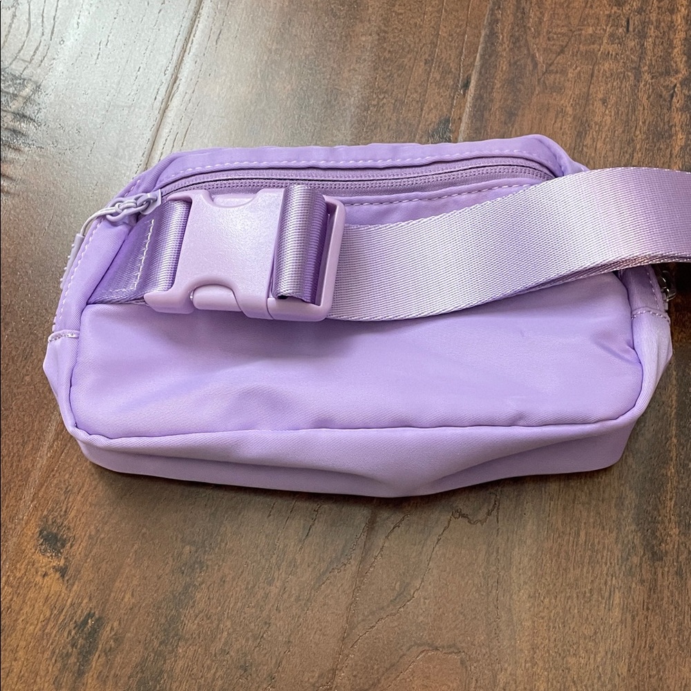 Lululemon Athletica Crossbody Belt Bag - Picture 2 of 8